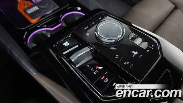 BMW 5-Series 2025 — photo 12