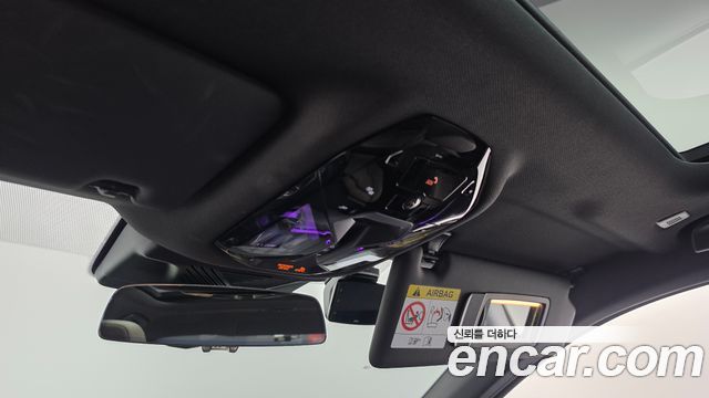 BMW 5-Series 2025 — photo 26