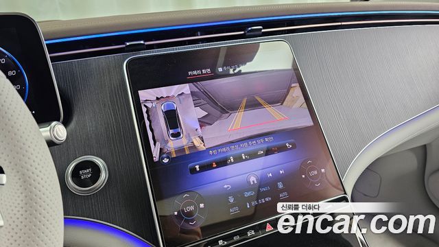 Mercedes-Benz EQS 2022 — photo 21