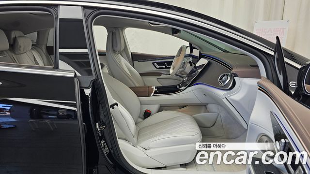 Mercedes-Benz EQS 2022 — photo 16