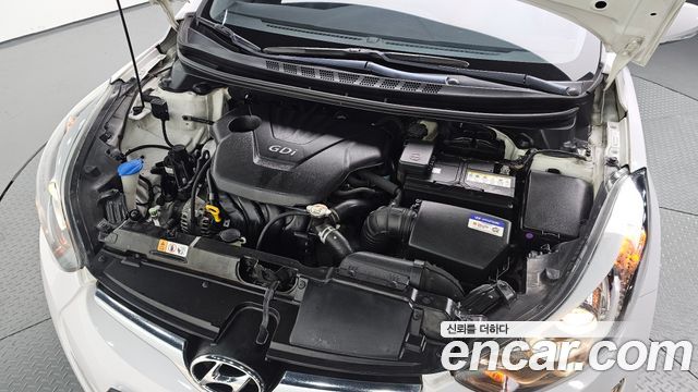 Hyundai AVANTE 2016 — photo 6