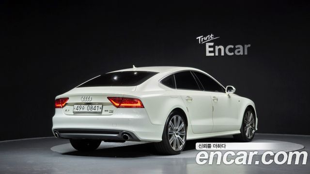 Audi A7 2015 — photo 2