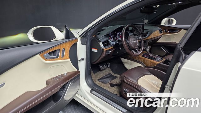Audi A7 2015 — photo 10