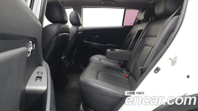 Kia Sportage 2015 — photo 17