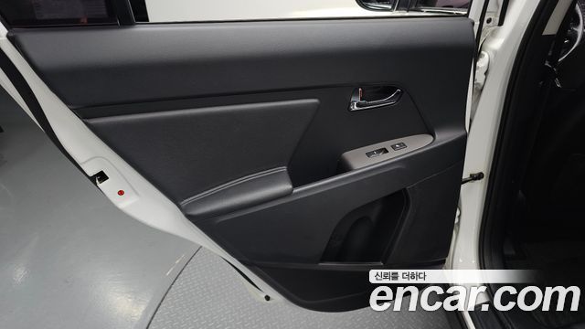 Kia Sportage 2015 — photo 15