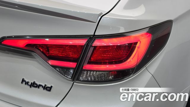 Hyundai Sonata 2016 — photo 9