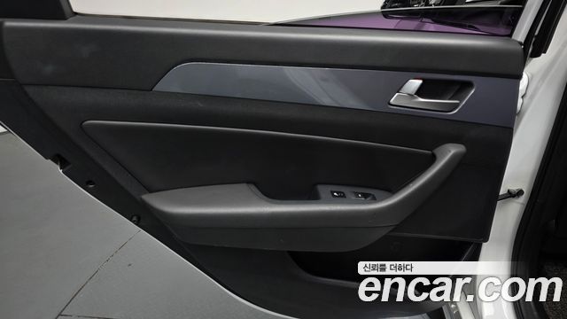 Hyundai Sonata 2016 — photo 15
