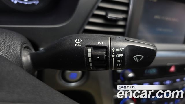 Hyundai Sonata 2016 — photo 31