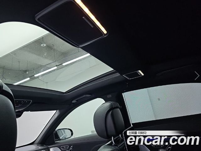 Mercedes-Benz S-Class 2020 — photo 16