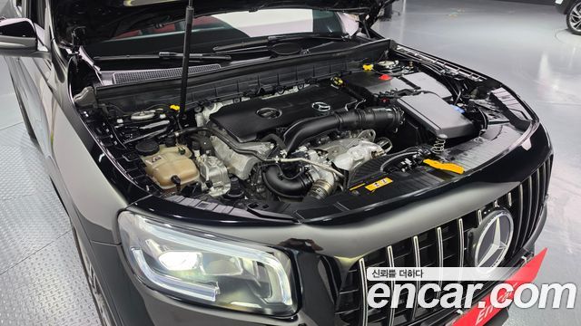 Mercedes-Benz GLB-Class 2020 — photo 6