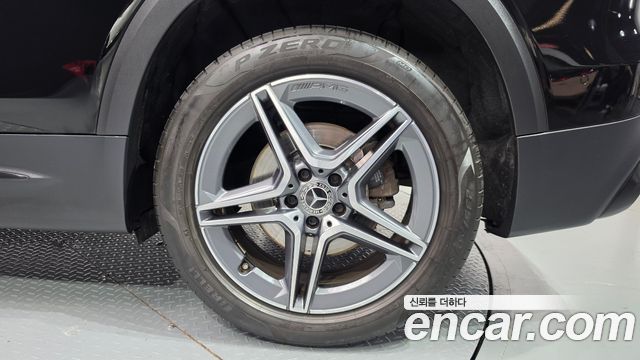 Mercedes-Benz GLB-Class 2020 — photo 7