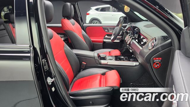 Mercedes-Benz GLB-Class 2020 — photo 16