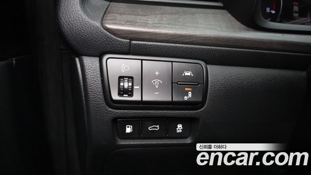Kia K7 2020 — photo 24