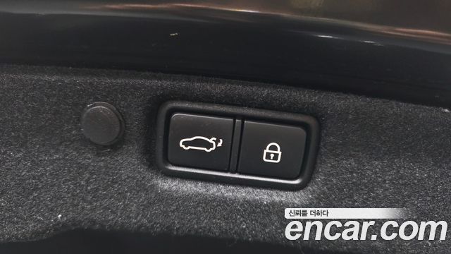 Kia K7 2020 — photo 26