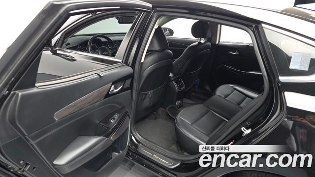 Kia K7 2020 — photo 16