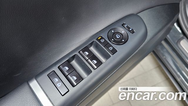 Hyundai Grandeur 2023 — photo 26