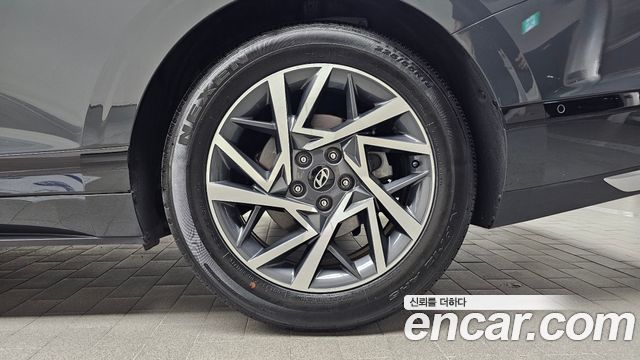 Hyundai Grandeur 2023 — photo 7