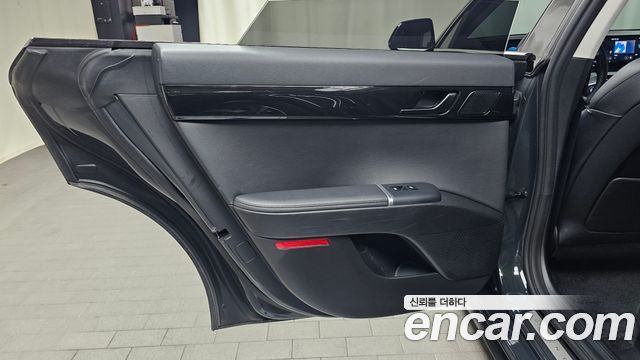 Hyundai Grandeur 2023 — photo 15