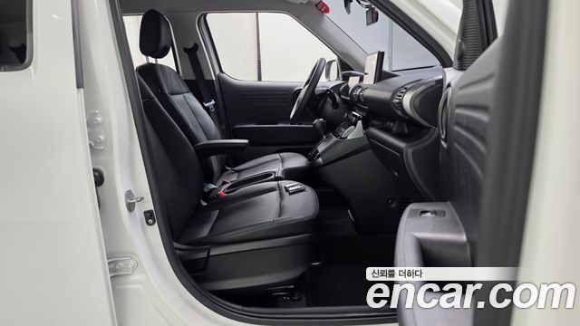 Hyundai Casper 2023 — photo 16