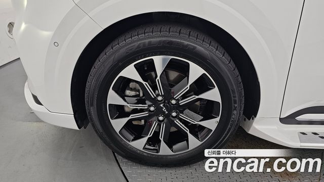 Kia Canival 2022 — photo 5
