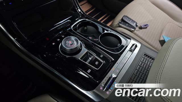 Kia Canival 2022 — photo 12