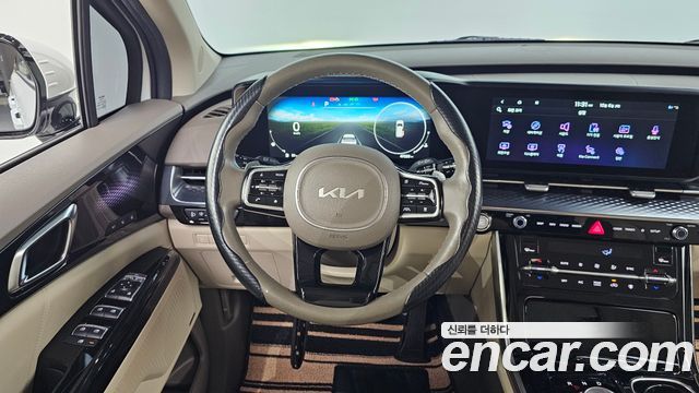 Kia Canival 2022 — photo 19