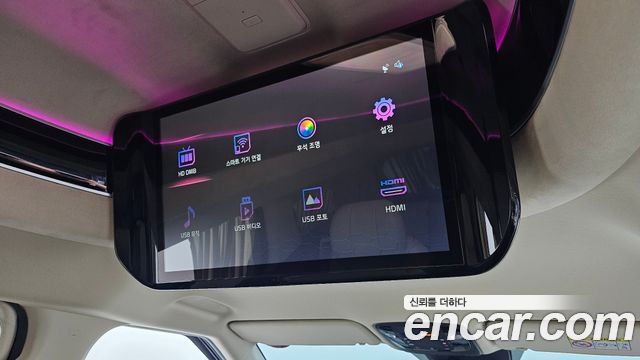 Kia Canival 2022 — photo 25