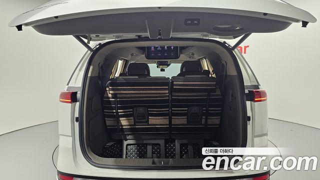 Kia Canival 2022 — photo 26