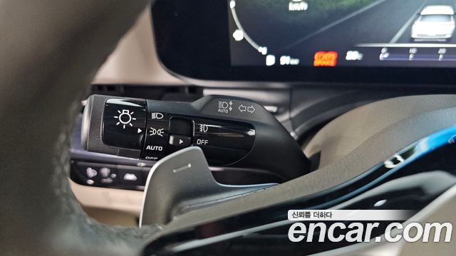 Kia Canival 2022 — photo 27