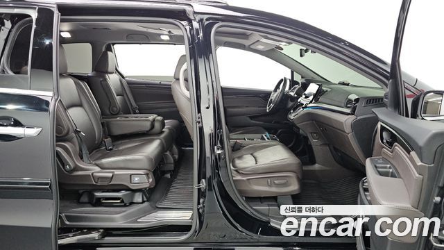 Honda Odyssey 2019 — photo 16