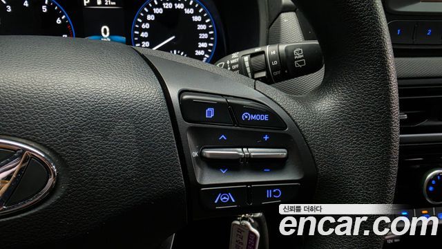 Hyundai Kona 2021 — photo 21