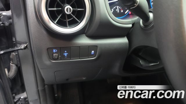 Hyundai Kona 2021 — photo 29