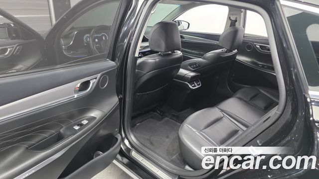 Hyundai Grandeur 2022 — photo 11