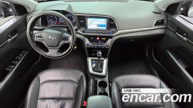 Hyundai AVANTE 2017 — photo 7