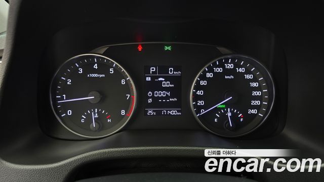 Hyundai AVANTE 2017 — photo 8