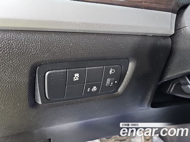 KG Mobility KORANDO 2016 — photo 13