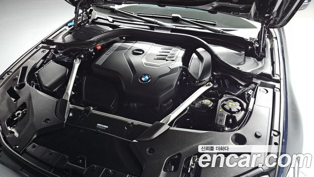 BMW 5-Series 2022 — photo 6