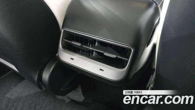 Tesla Model Y 2024 — photo 30