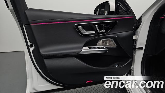 Mercedes-Benz E-Class 2025 — photo 14