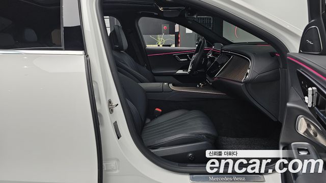 Mercedes-Benz E-Class 2025 — photo 16