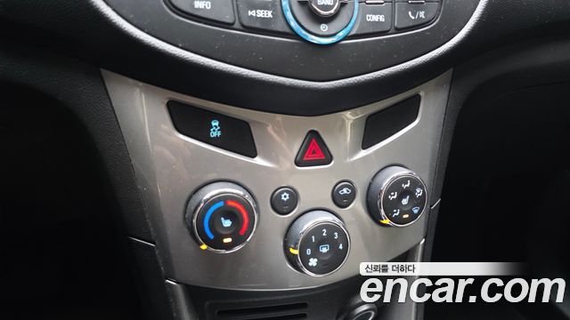 Chevrolet Korea Trax 2016 — photo 24