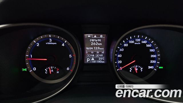 Hyundai Santafe 2015 — photo 11