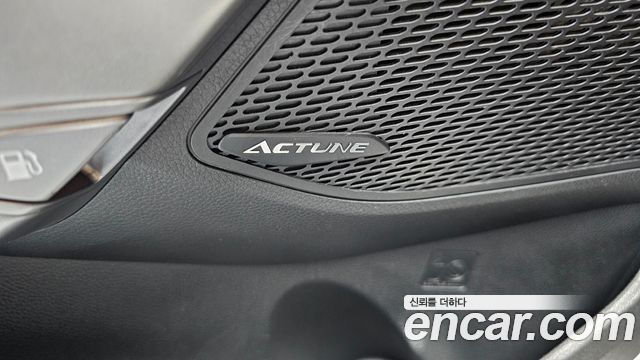 Hyundai Santafe 2015 — photo 23