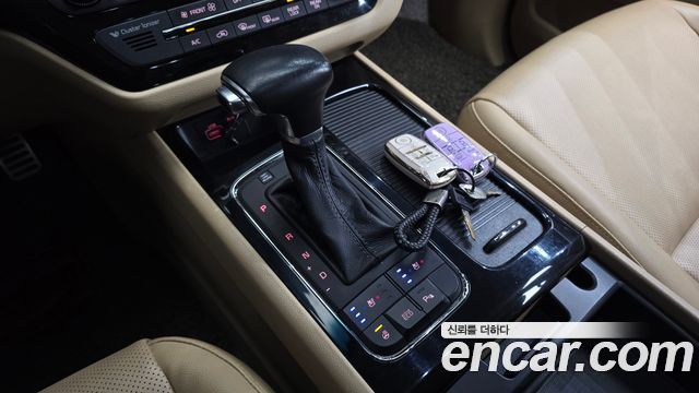 Kia Canival 2017 — photo 9