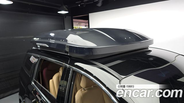 Kia Canival 2017 — photo 16