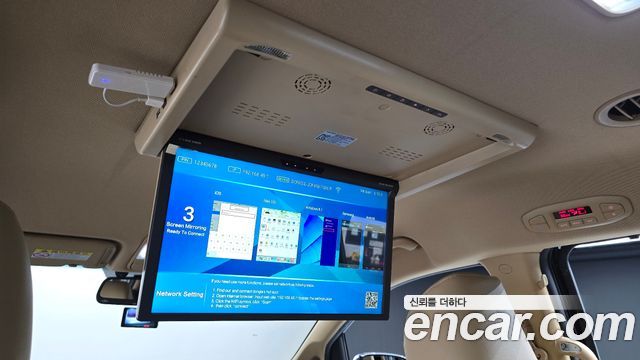 Kia Canival 2017 — photo 18