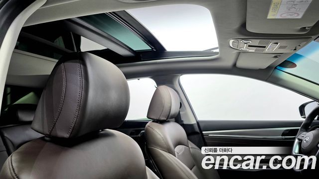 Hyundai Grandeur 2022 — photo 26