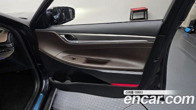 Hyundai Grandeur 2022 — photo 14