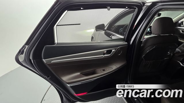 Hyundai Grandeur 2022 — photo 15