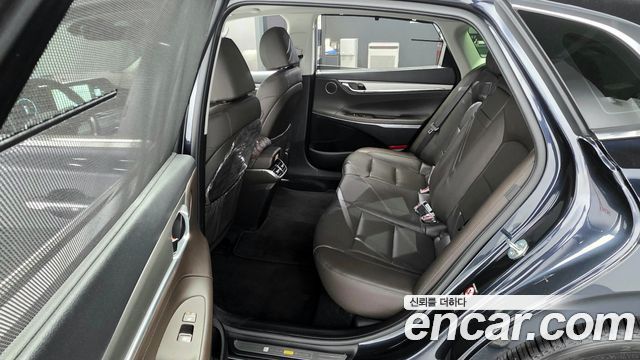 Hyundai Grandeur 2022 — photo 16